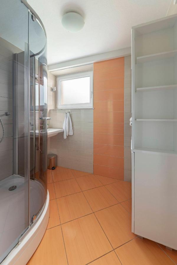 Apartment Vizmarje Любляна Екстериор снимка
